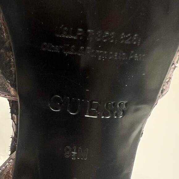 Guess Metallic and Black Snakeskin Heels with Box - 9.5 - Picture 12 of 14